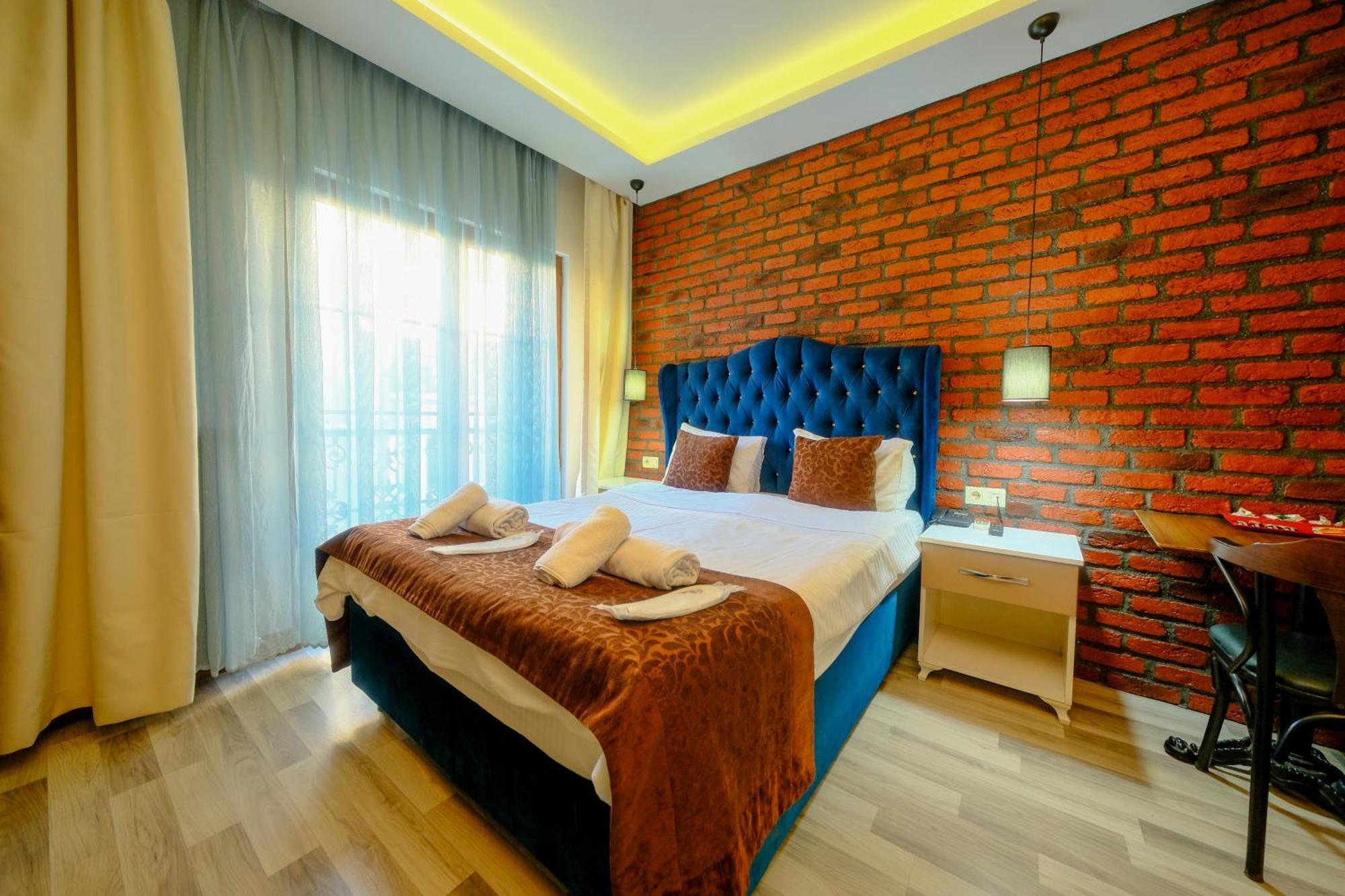 Taksim Celebi Suites Istanbul Exterior foto