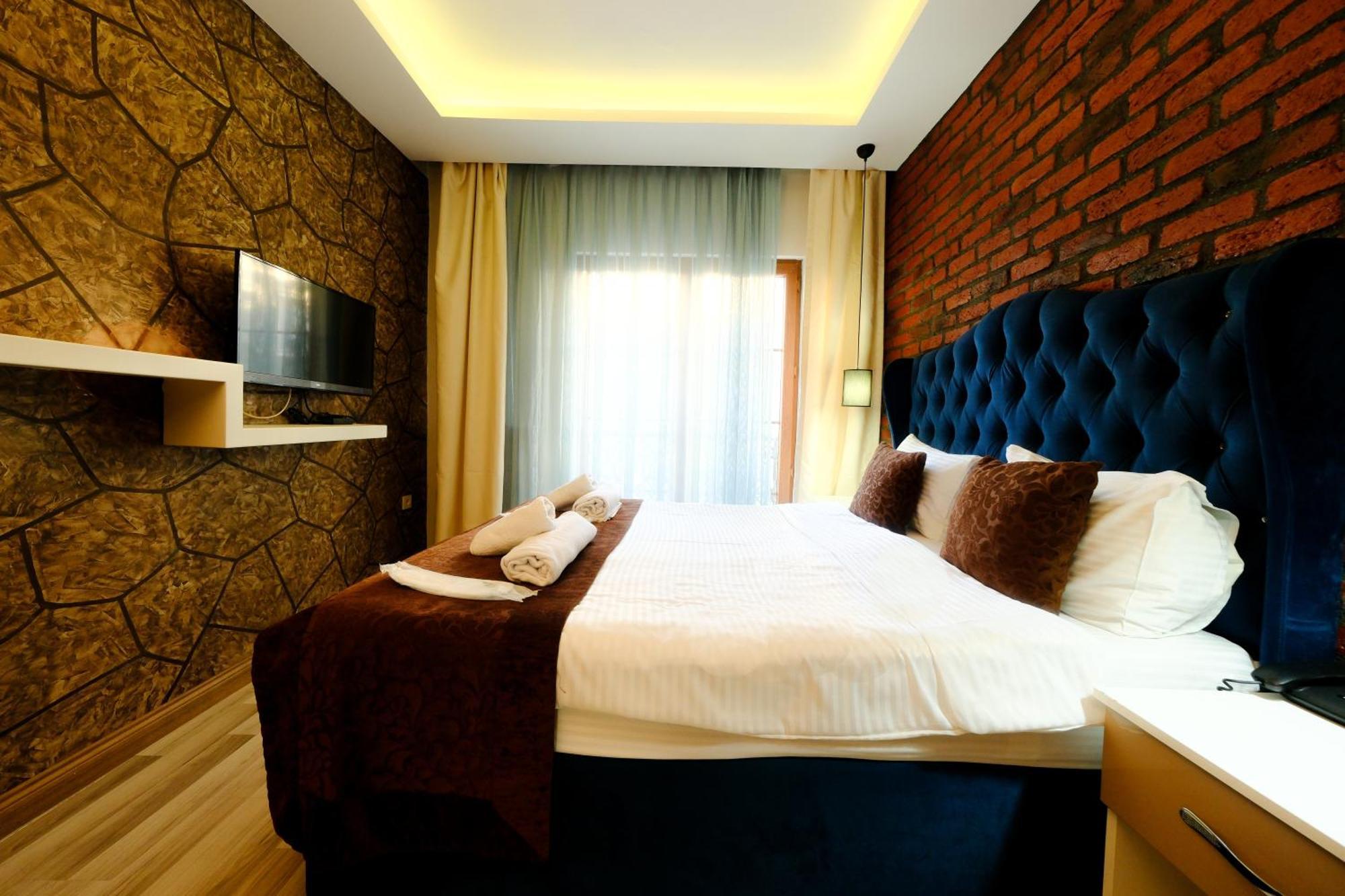 Taksim Celebi Suites Istanbul Exterior foto
