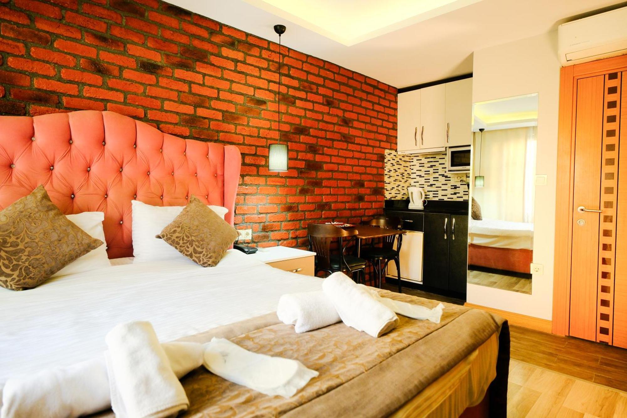 Taksim Celebi Suites Istanbul Exterior foto